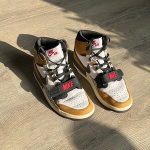 Air Jordan legacy 312 brown suede